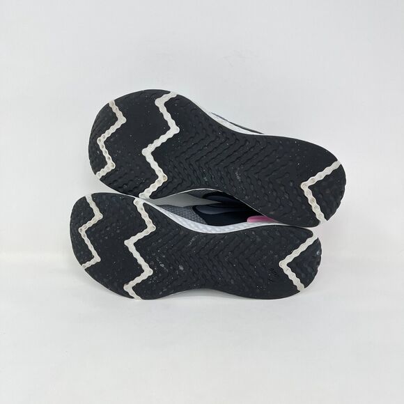 Nike Revolution 5 Black Pink Athletic Comfort Shoes BQ6715-004 Women's Size 8.5 - Picture 9 of 10